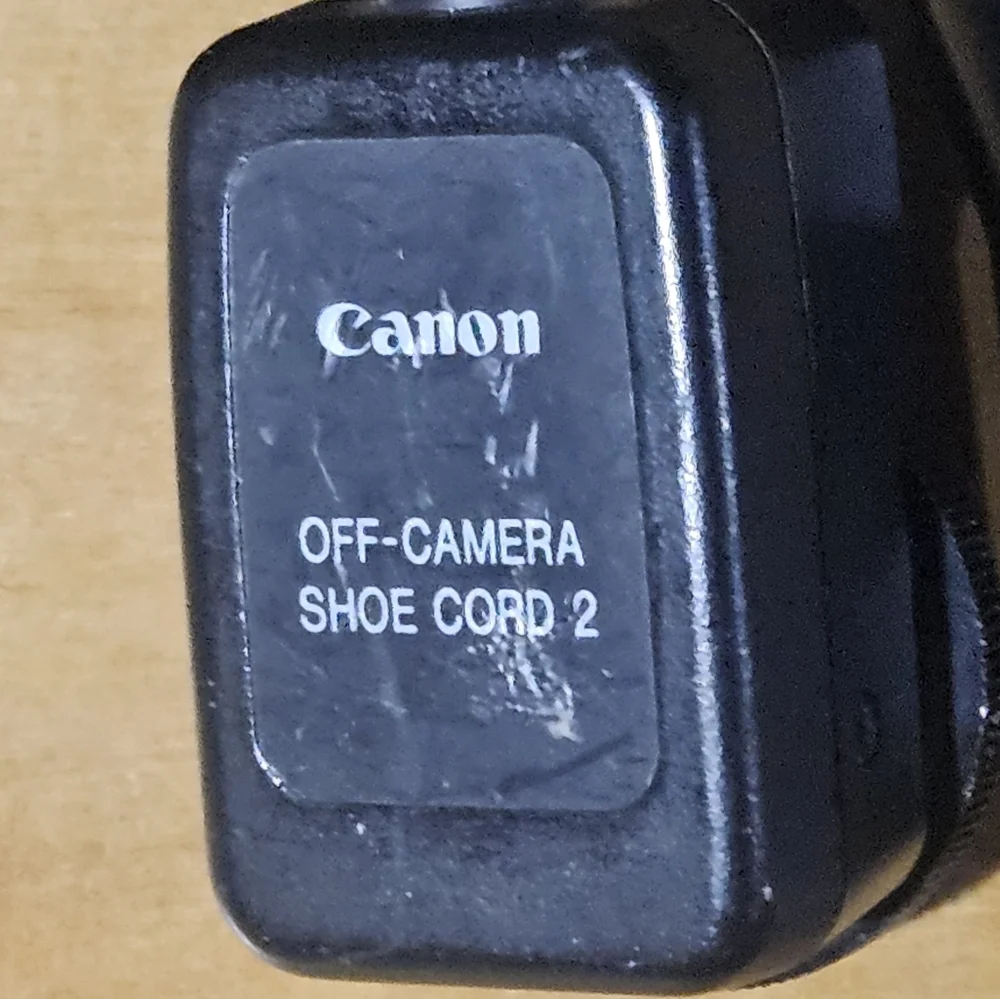 Canon Off Camera Shoe Cord 2 with Custom Bracket CB Digital-T